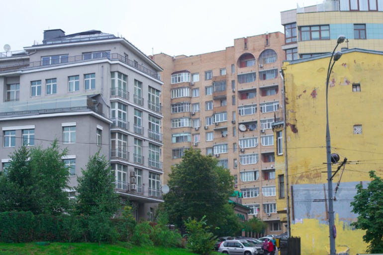 Москва из окна автомобиля.