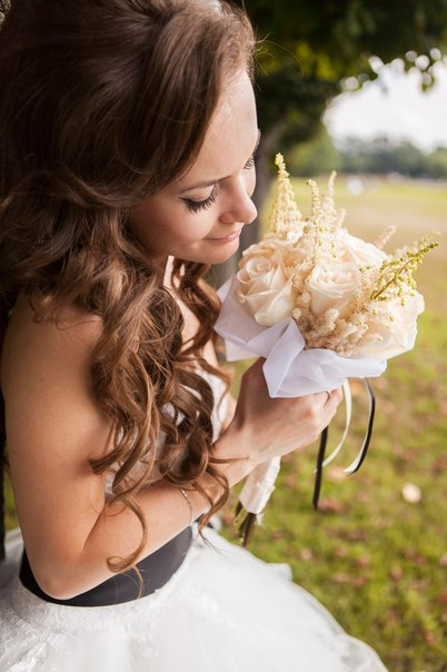 Получила еще фоточек со свадьбы, спустя больше 2-х мес мне их потихонечку отдают!