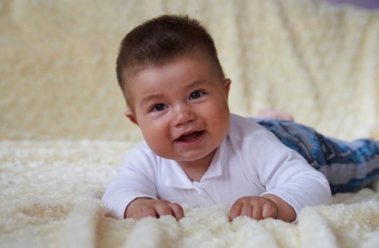 C рождения до полугода) как Сережка изменился)