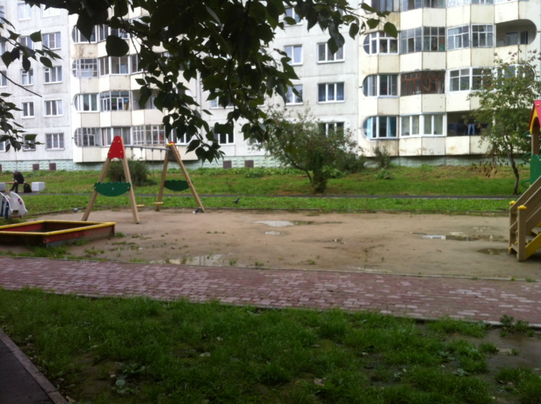 кусочек от школы до ДК 1 мая Ленинского района)))