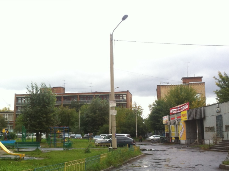 кусочек от школы до ДК 1 мая Ленинского района)))