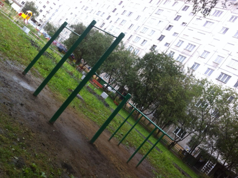 кусочек от школы до ДК 1 мая Ленинского района)))