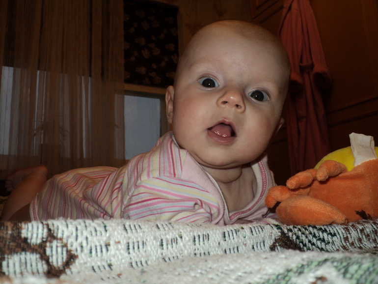 Моя девочка растёт.)