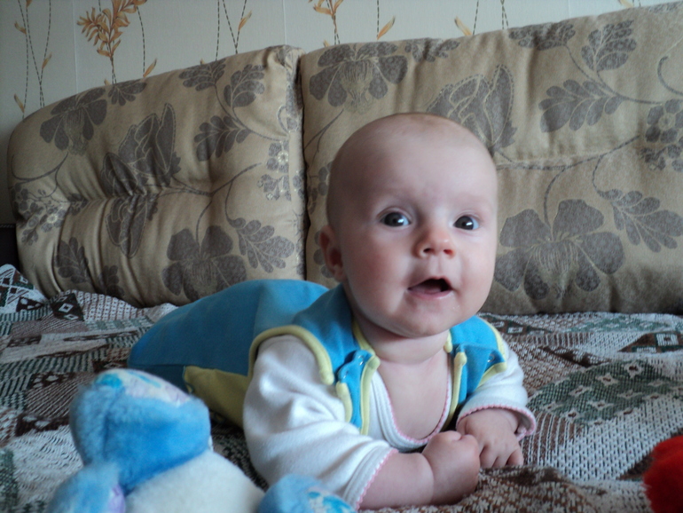 Моя девочка растёт.)