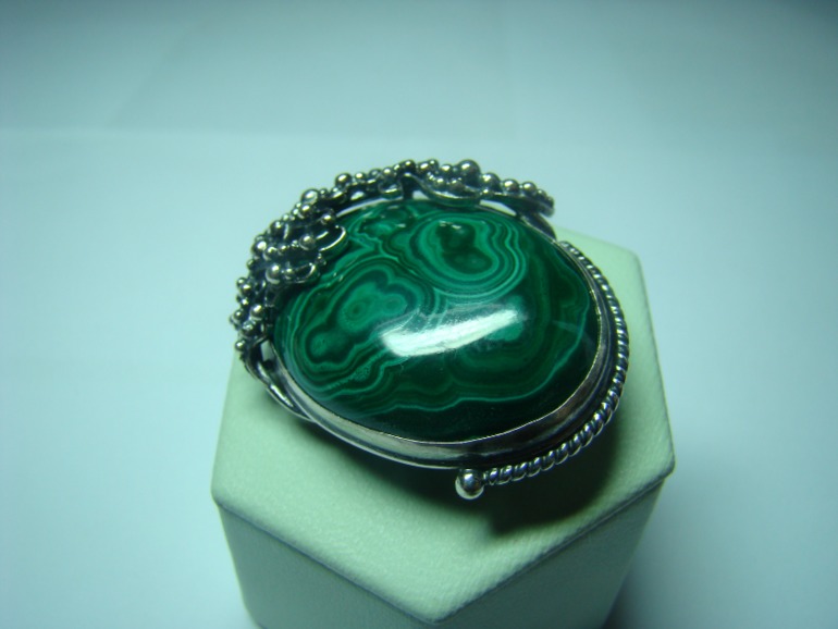 Малахитовая шкатулка