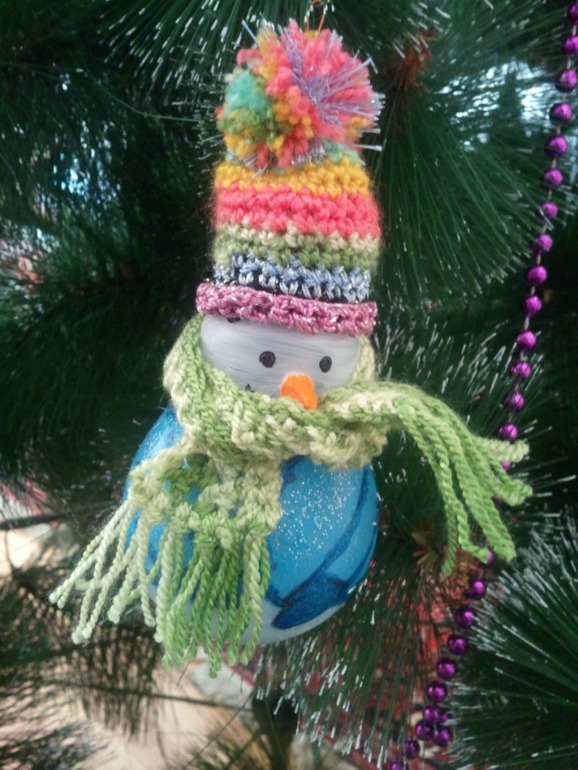 Елочные игрушки из лампочек