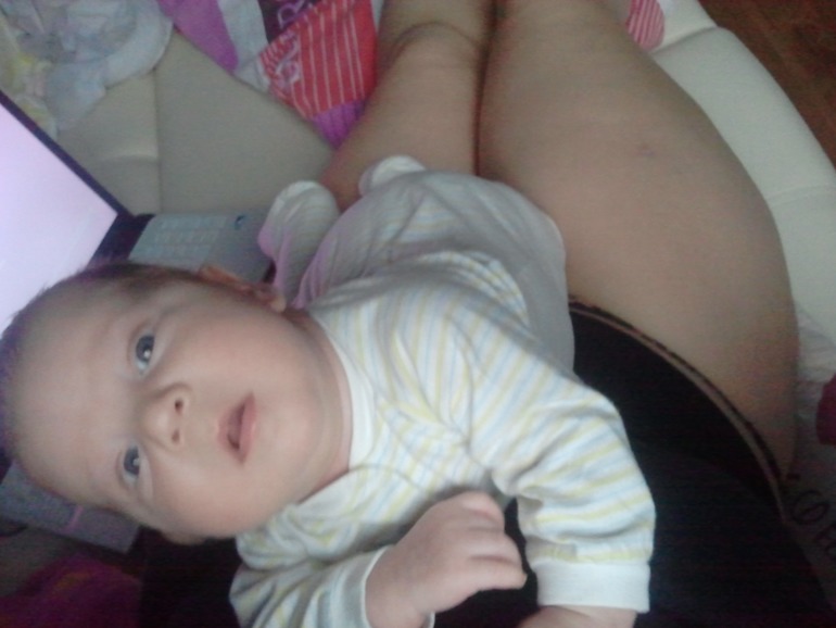 нам сегодня 2 месяца:)