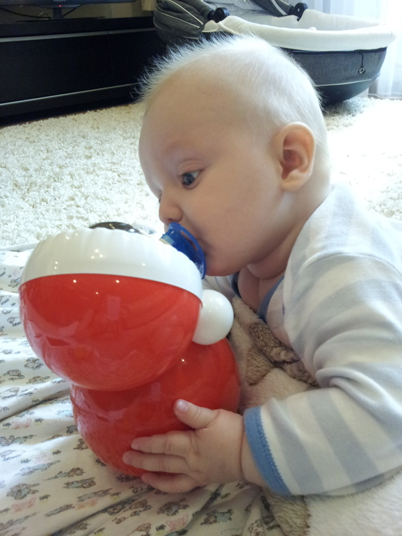 Купили неваляшку Ксюшу