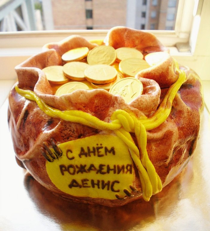 Мой первый тортик из мастики)