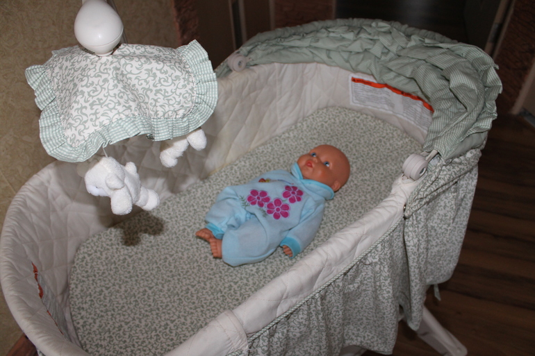 Продаю очаровательную колыбельку Simplicity