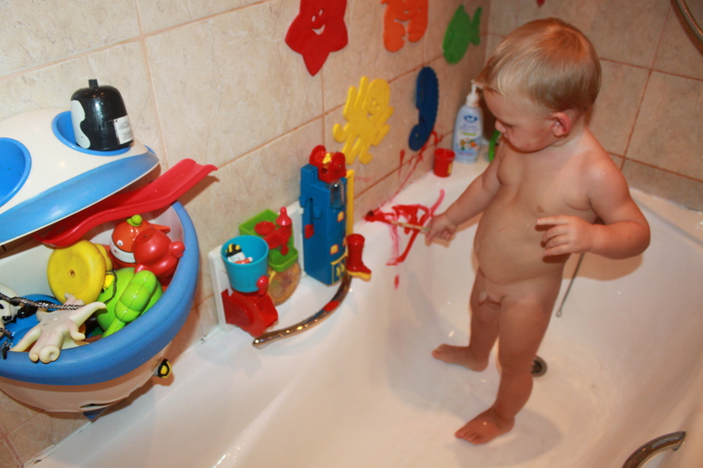 КАК МЫ ИЗУЧАЛИ КРАСНЫЙ ЦВЕТ!!!