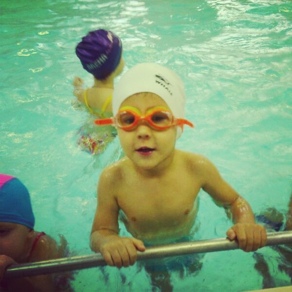 Про бассейн)