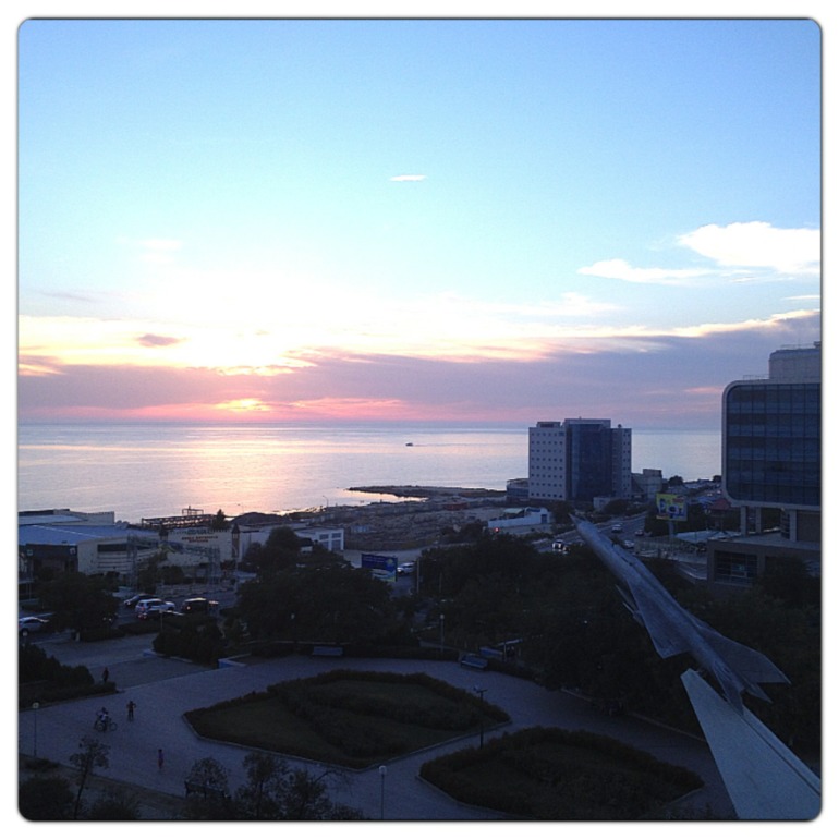 Вчера.... Недалеко от дома