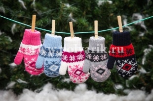 Варежки,манишки,шарфики,перчатки