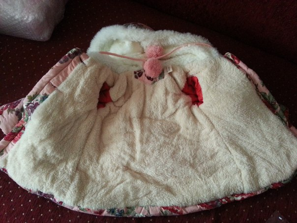 НОВОЕ Теплое пальто для девочки, рост 110 см. за 1000  руб.