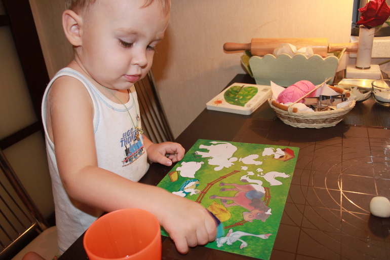 Соленое тесто. День второй. Гусеница.