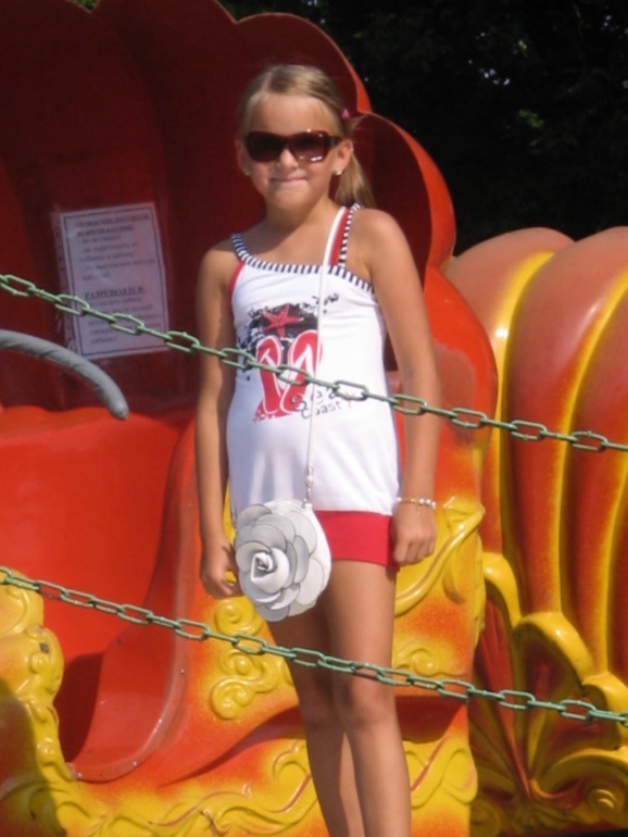 13f6522cc0c9cf0e17dbb083ab6e1cd5.jpg