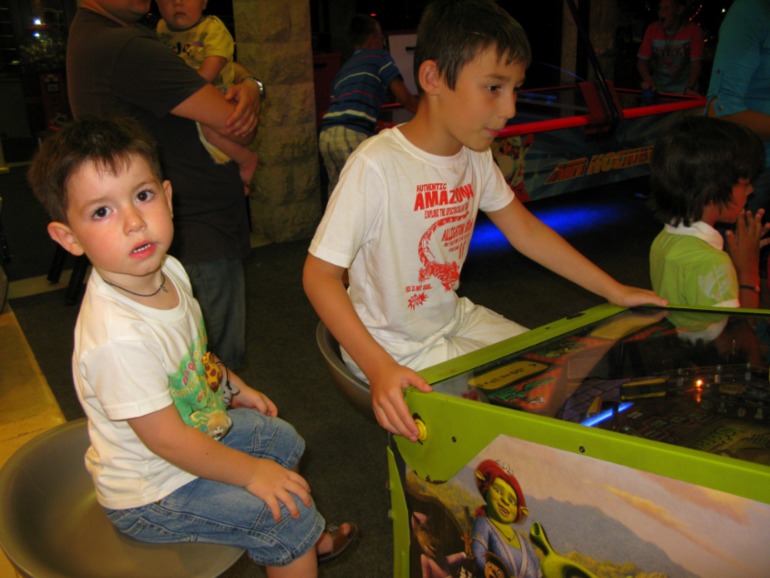 ebcbc8f0212720666dcc881b9b5ad4cf.jpg
