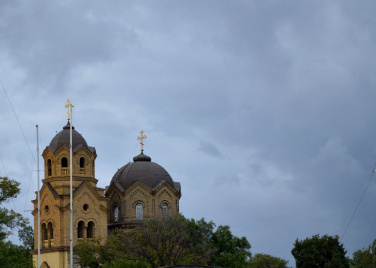 Евпатория.Набережная.На море шторм.