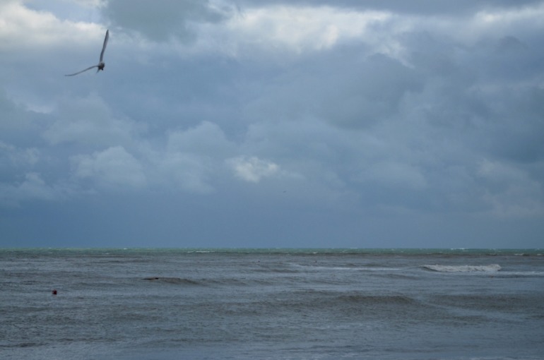 Евпатория.Набережная.На море шторм.