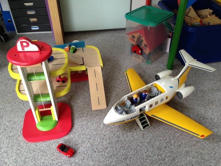 Наши игрушки на сегодняшний день. Делитесь, во что вы играете?