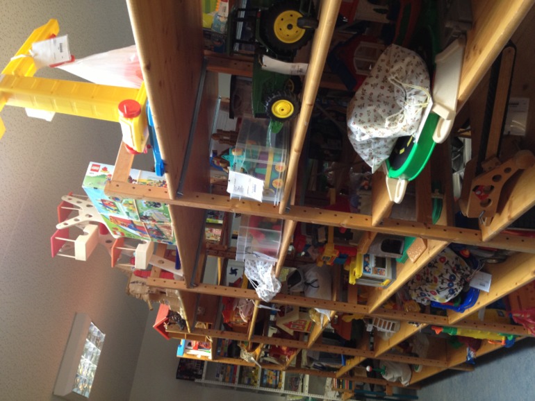 про игрушки