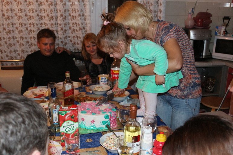 Исполнилось 2 годика!!))наш тортик