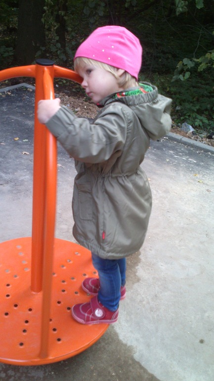 Осень....и шапочки от Натальи.....