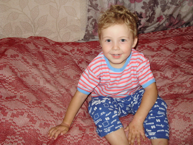 Кудрявый Ваня)))