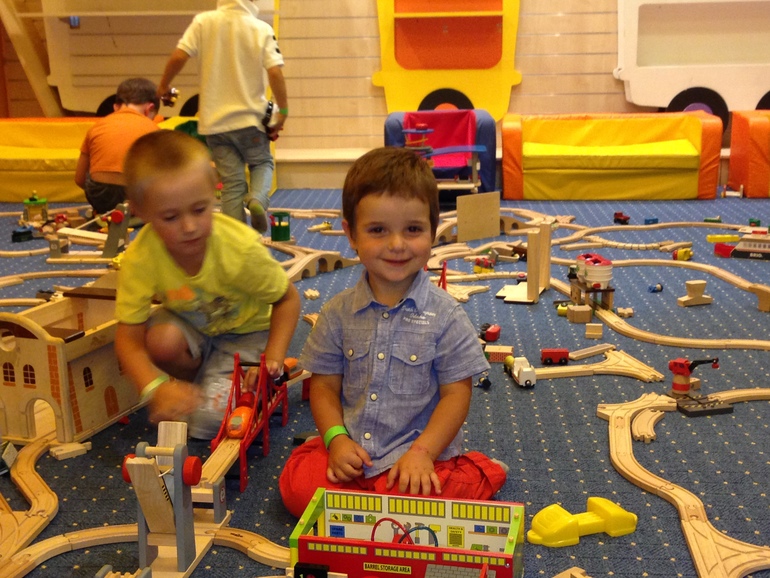 Опять ПАРОВОЗИЯ и Кусковский парк...