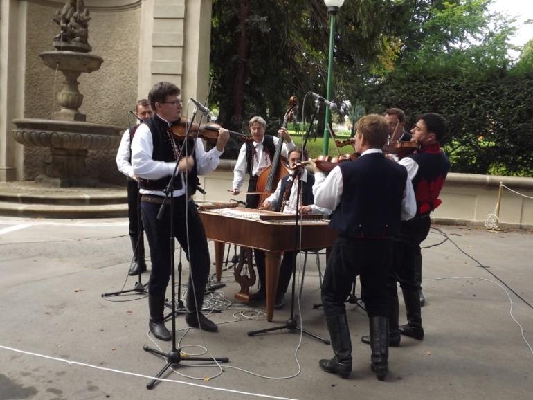 Бурчакомания