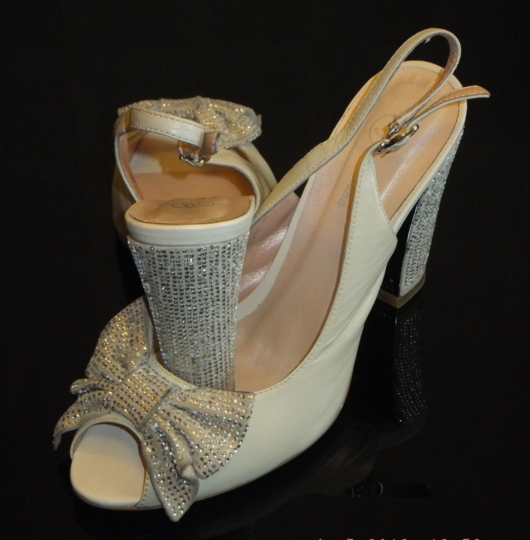 Туфли (босоножки) свадебные 38 размер