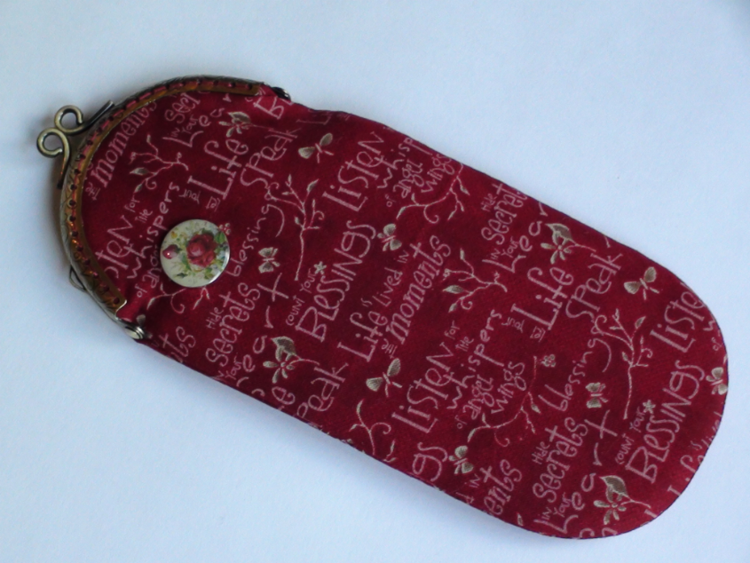 Футляры для очков