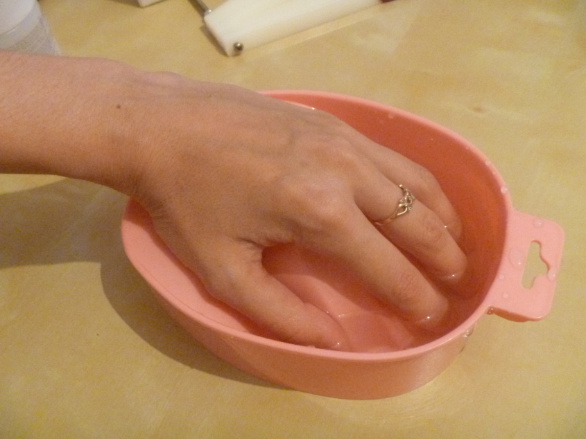 панариций классификация мкб. солевой раствор от панариций. солевые ванночки при панариции. ванночки для пальцев. цветок замочи ноги.