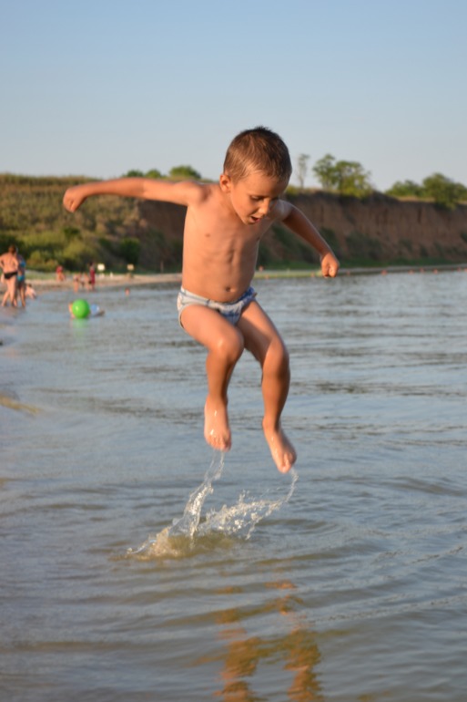 fd3991fed1c25d95155238ee5133718b.jpg