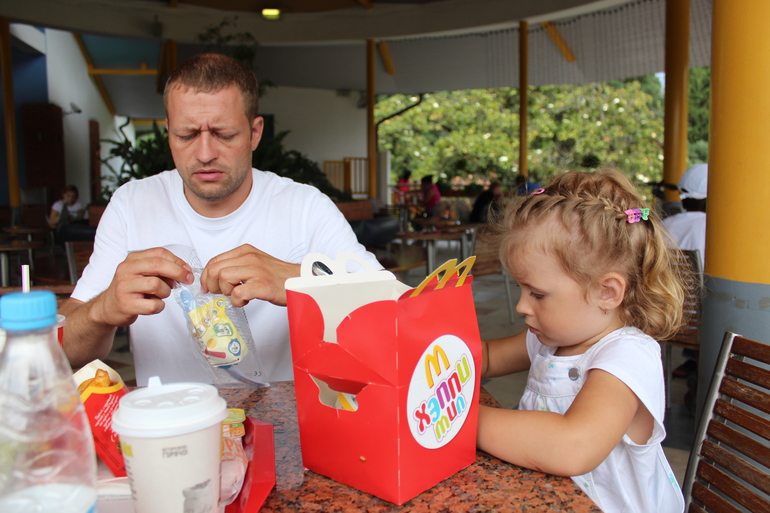 McDonalds в Сочи) 2013