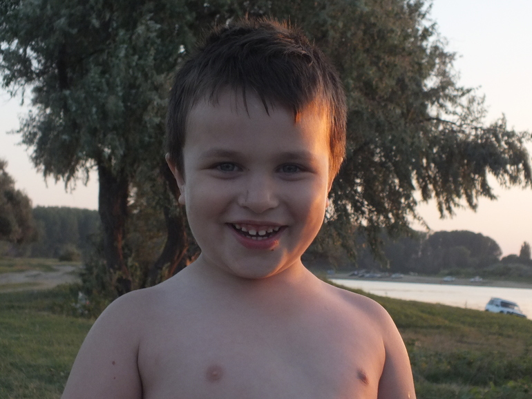d9a675d4b2e9ce1c49ed9df08ec45efa.jpg
