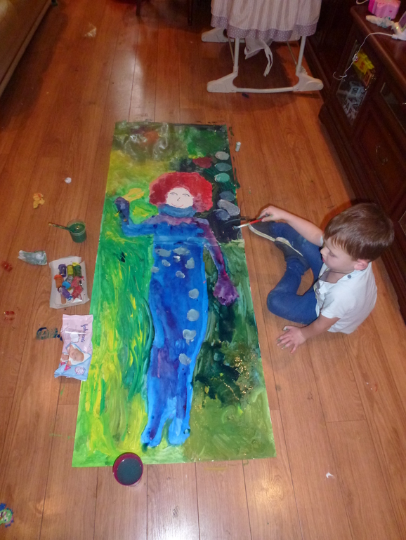 Когда у всех в саду тихий час...