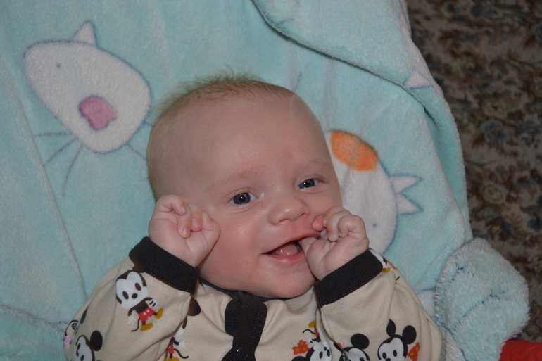 Потянул ручки