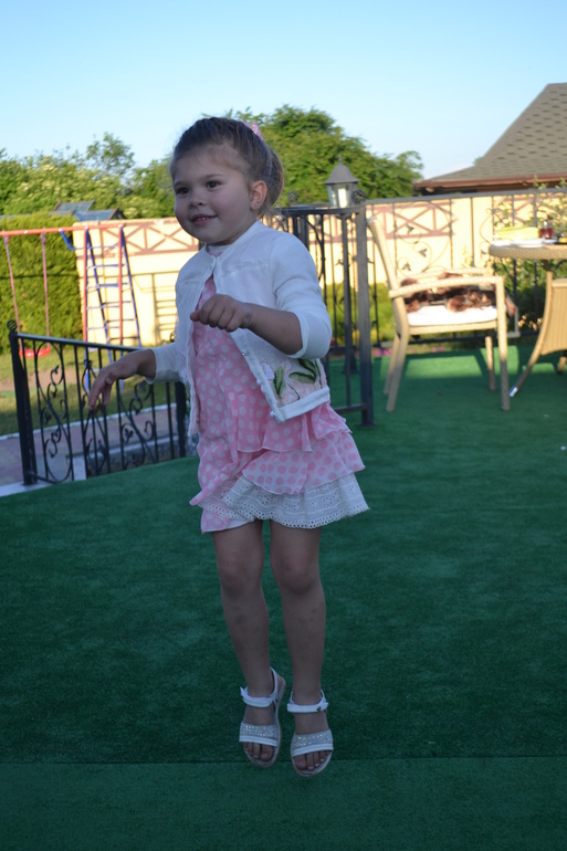 d44c687839aef99933fb10764040ebb7.jpg
