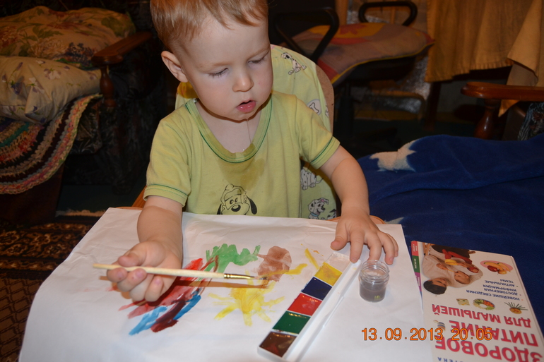 Маленький говорун)))