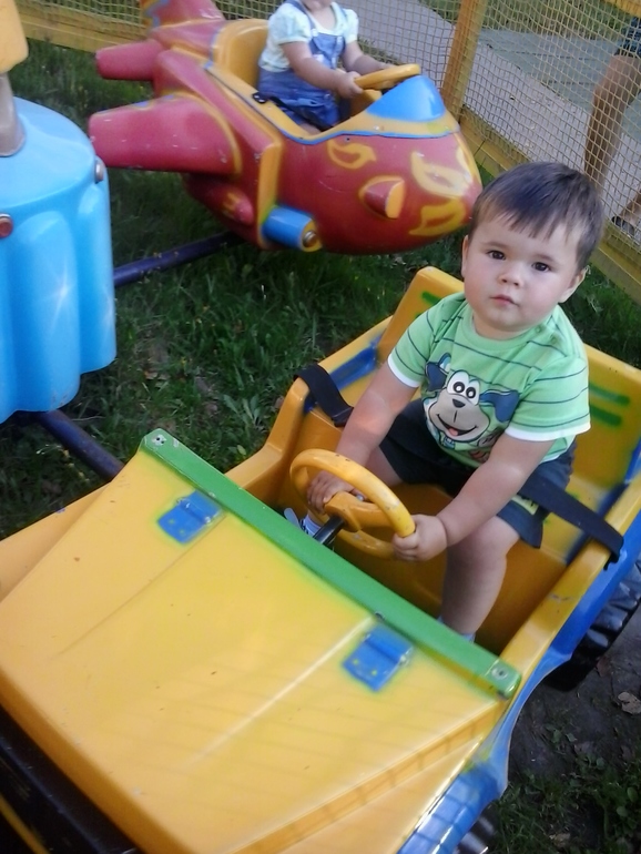 Сыночку год и 6мес))))