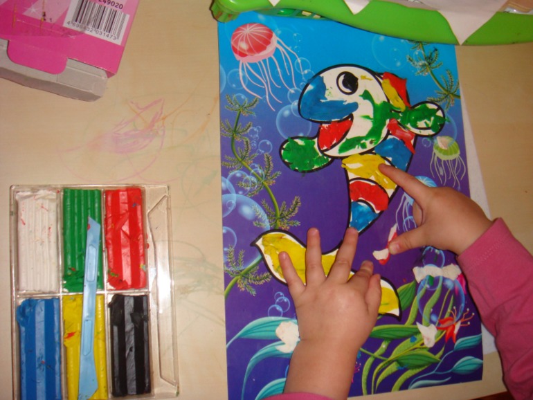 я леплю из пластилина.....