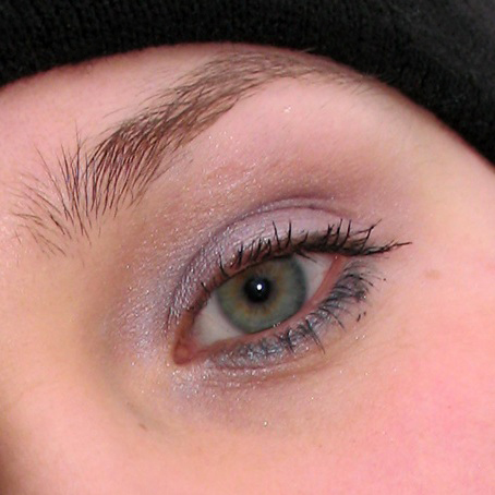 Сыпется тушь?