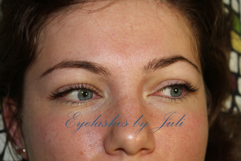 Сыпется тушь?