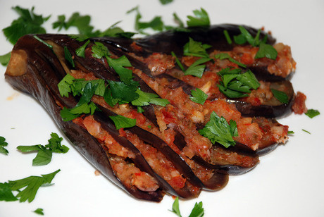 11 национальных блюд из баклажана