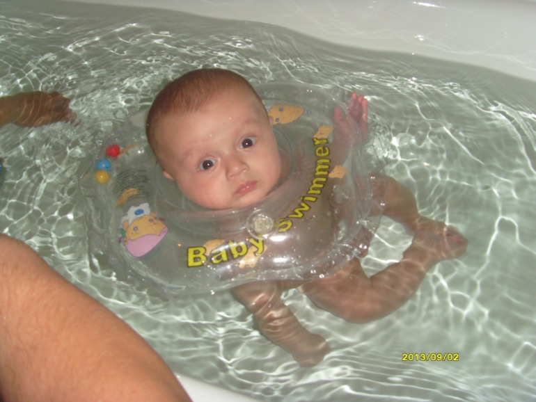 а мы купаемся...