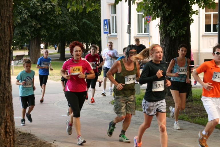 d1497d3fc8d9ec651f21810ea63bb307.jpg