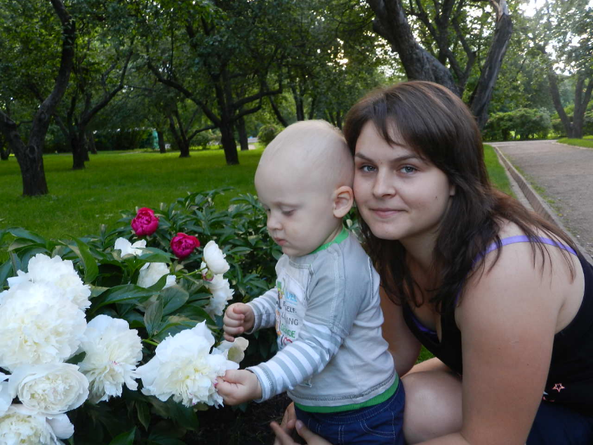 в Коломенском парке=) Будущий садовник