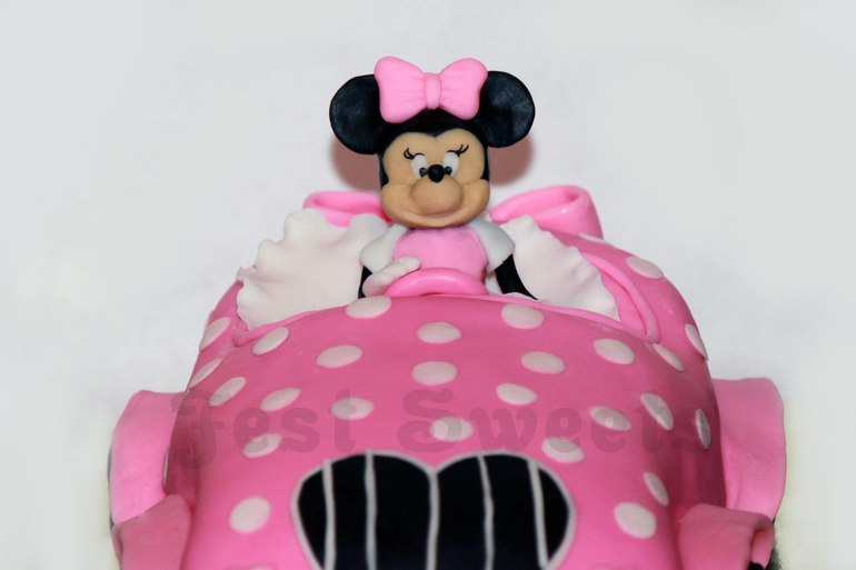 Наши 2 годика в стилле Минни Маус)